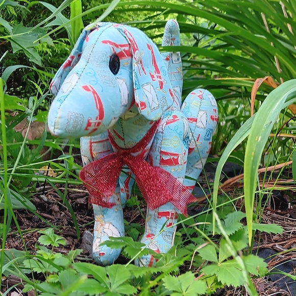 Handmade Plush Dog "Old Planes" - Picture 3 of 7